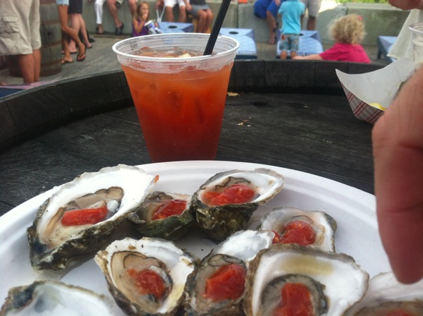 Oysters_BloodyMary.jpg 2012 08 14 17 37 43